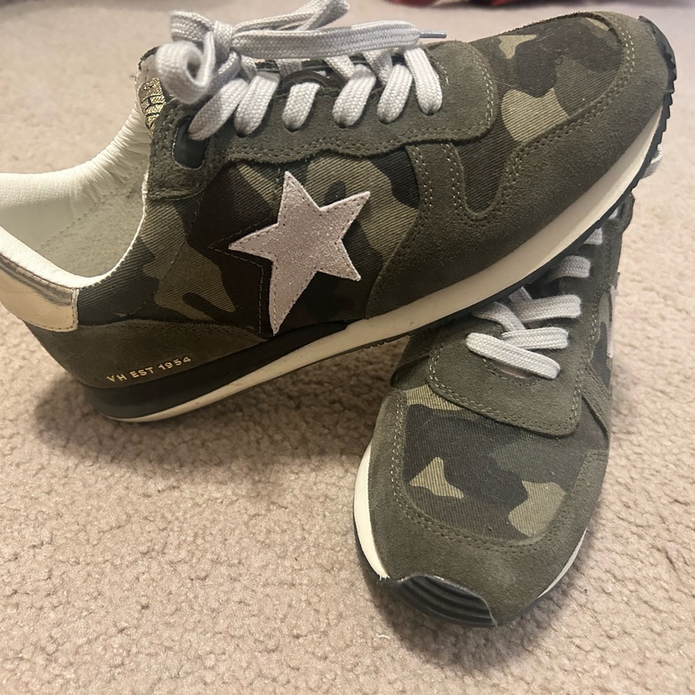 Vintage Havana Sneakers